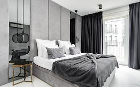 El Apartments - Aries
